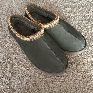 UGG Tasman SZ 10